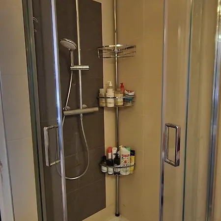 Tour Reflet 15, A Cozy And Welcoming Home, Just Like Your Own Paris