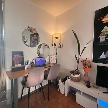 Tour Reflet 15, A Cozy And Welcoming Home, Just Like Your Own Paris